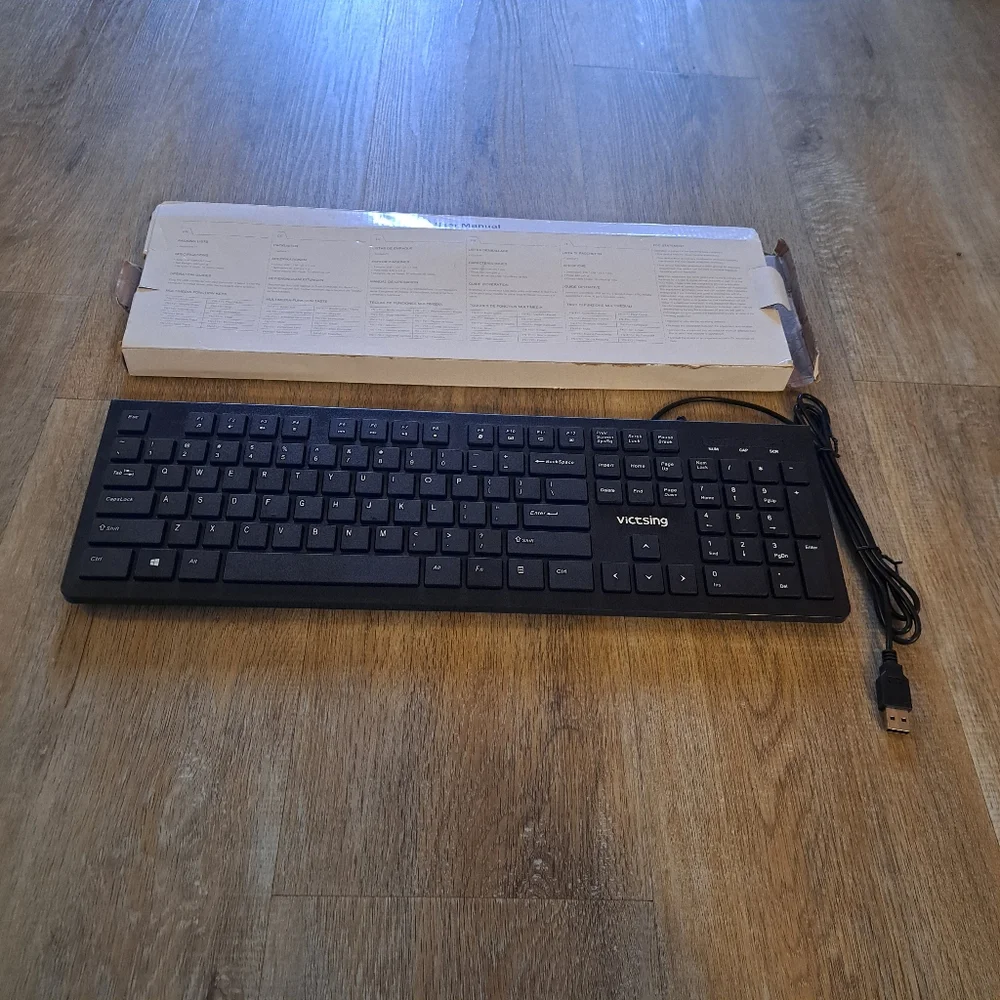 Victsing Wired Keyboard Plug USB Connection Multimedia Function Keys NEW NIOB